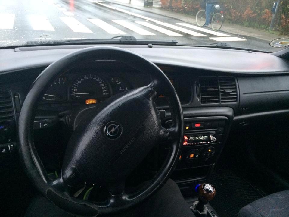 Opel Vectra 2,0 16v cdx billede 5