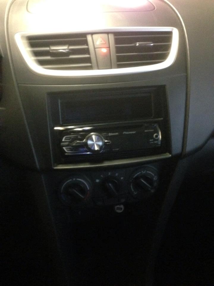 Suzuki swift solgt billede 16