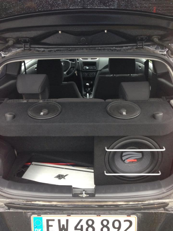 Suzuki swift solgt billede 18