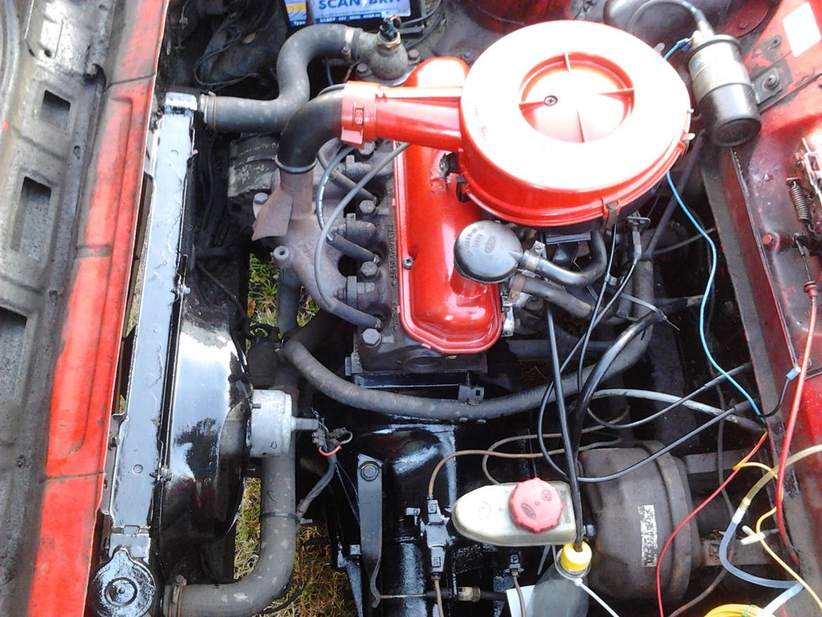 Ford Fiesta - Så fik det lidt maling. billede 10