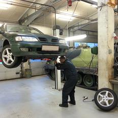 Nissan Primera SLX W11 STC