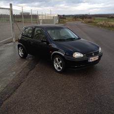Opel Corsa B "sport" 1,4 16v