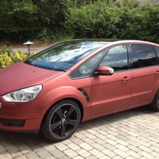 Ford S-Max Titanium