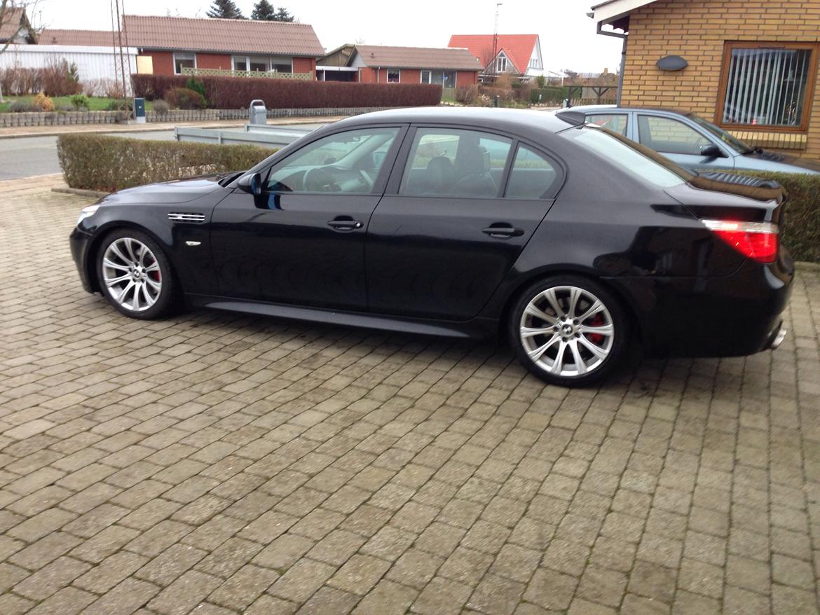 BMW 530D e60 "M5" billede 1