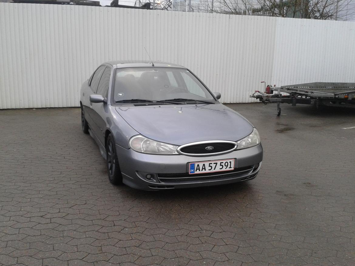 Ford mondeo 2,5 v6 sedan billede 2