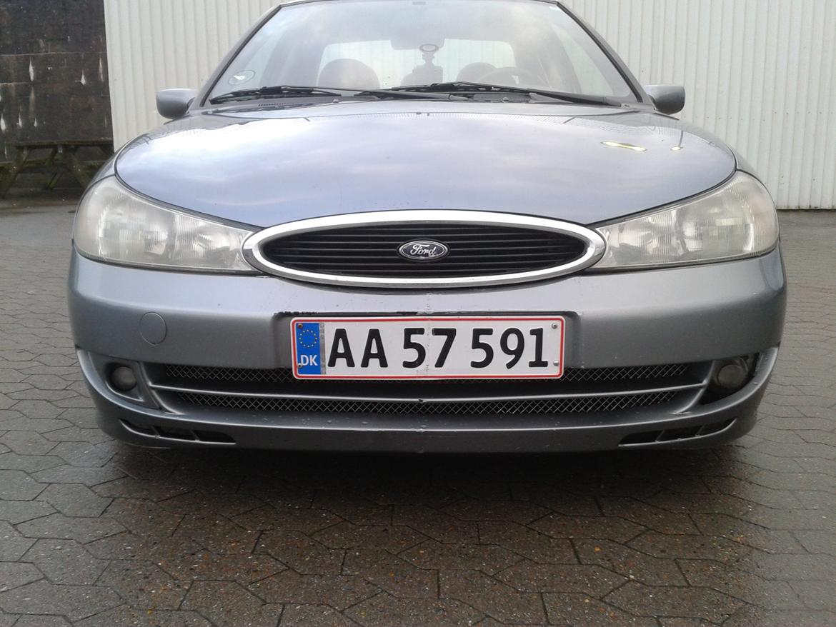 Ford mondeo 2,5 v6 sedan billede 12