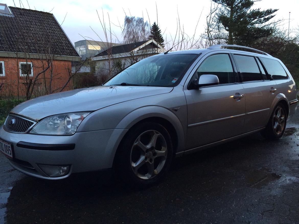 Ford Mondeo: SOLGT billede 7