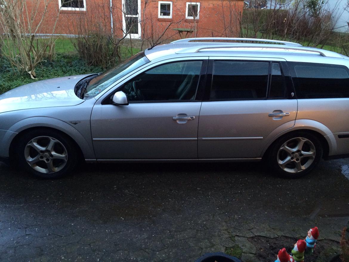 Ford Mondeo: SOLGT billede 15