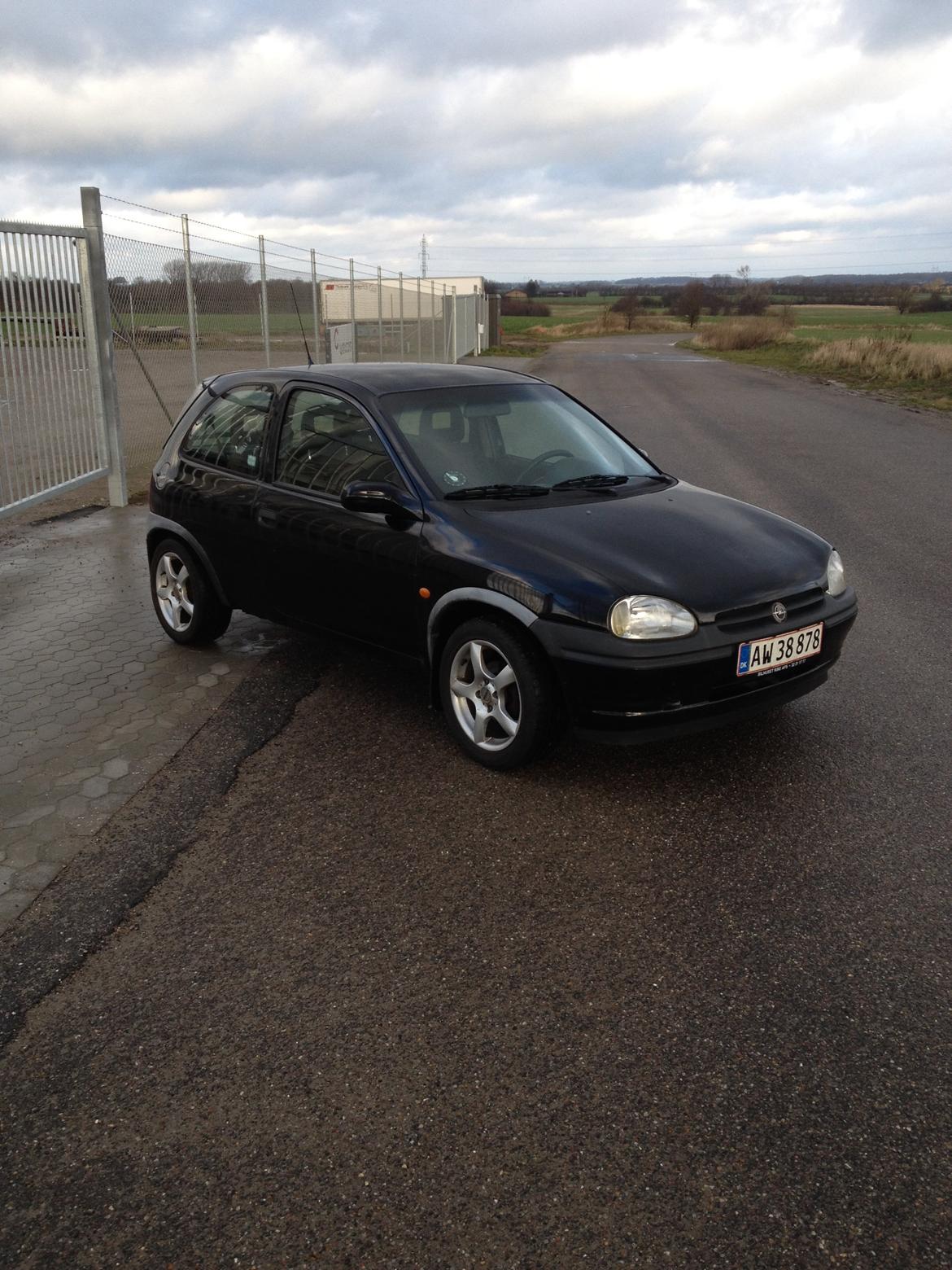 Opel Corsa B "sport" 1,4 16v billede 1