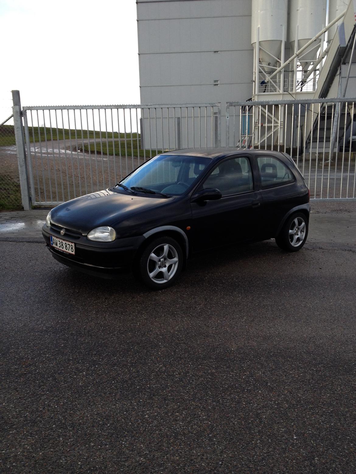 Opel Corsa B "sport" 1,4 16v billede 2