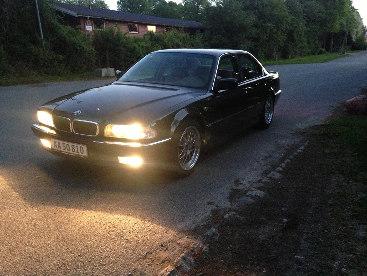 BMW 740i billede 17