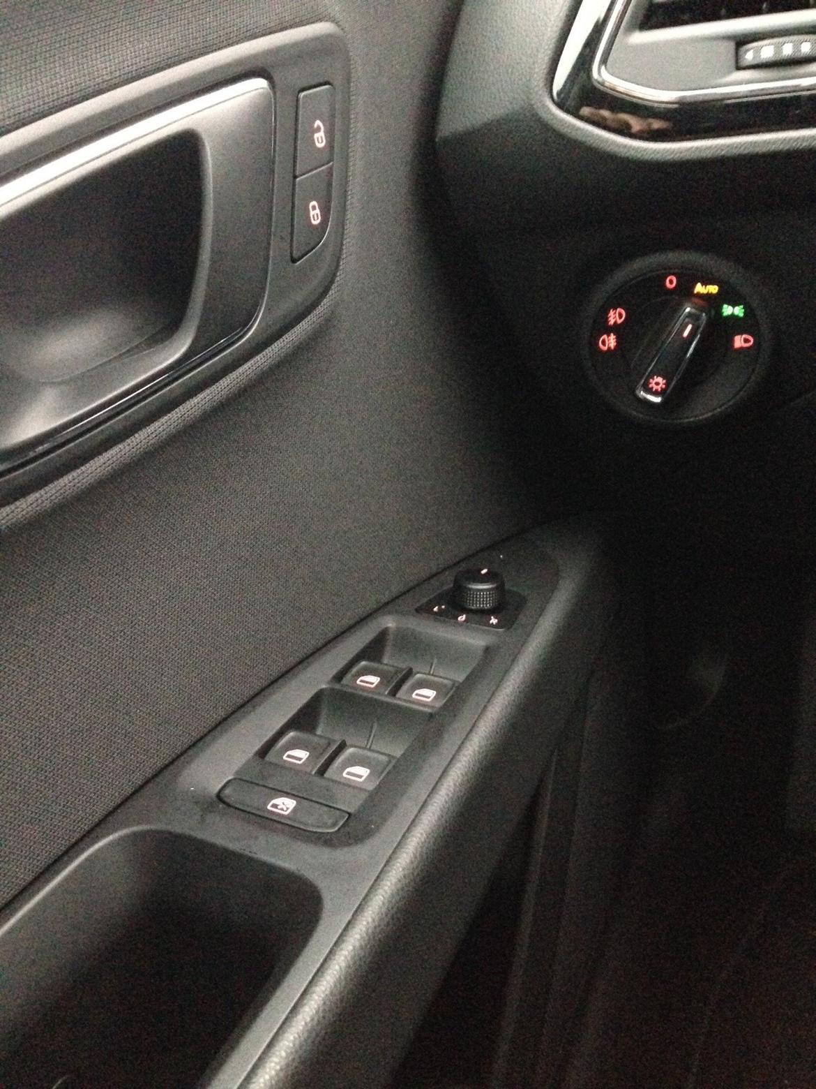 Seat Leon 2.0 TDI Style - solgt billede 16