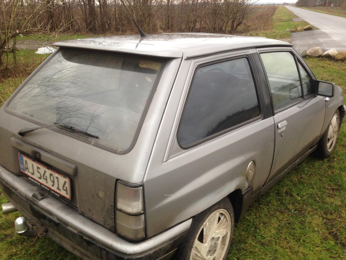 Opel corsa a turbo diesel billede 5