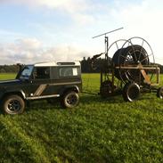 Land Rover Defender 90