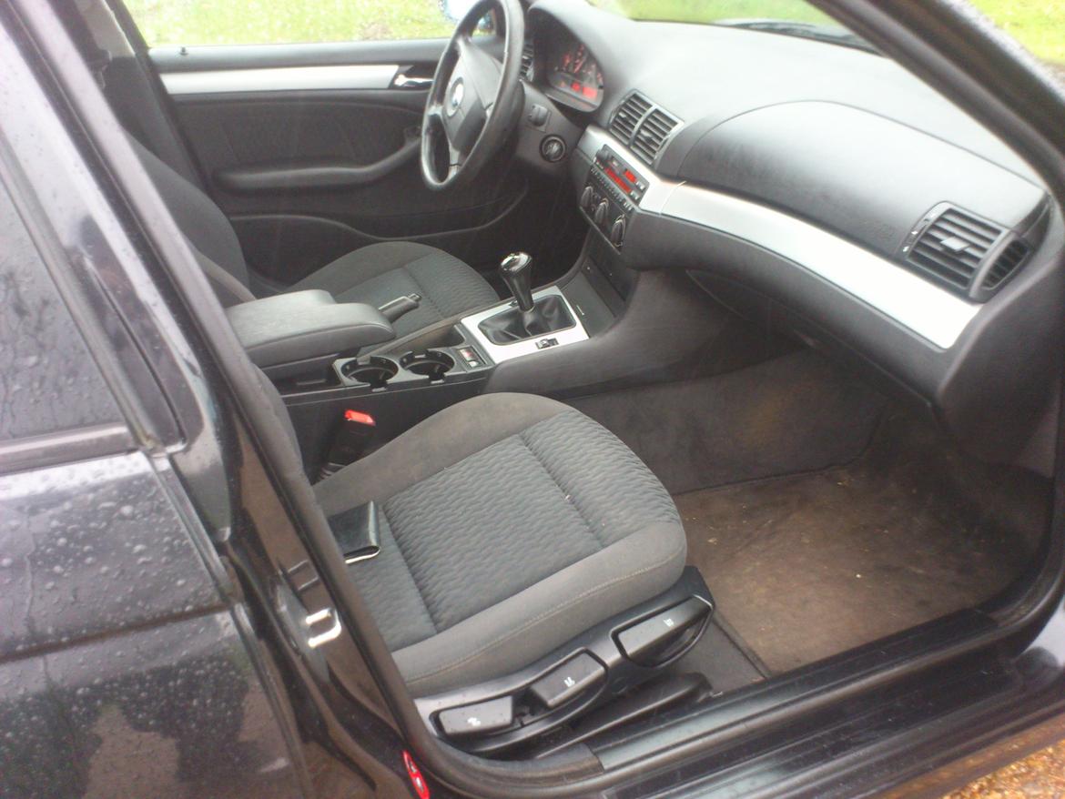 BMW E46 318i SOLGT billede 9
