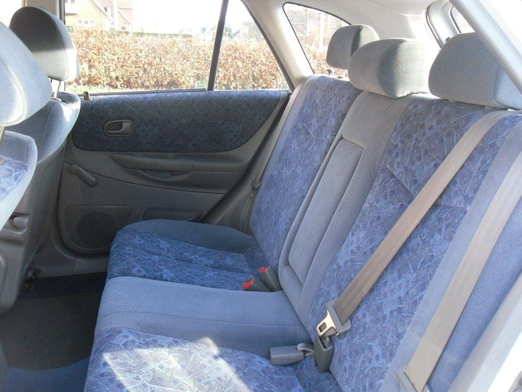 Mazda 323F LX Mk IX billede 14