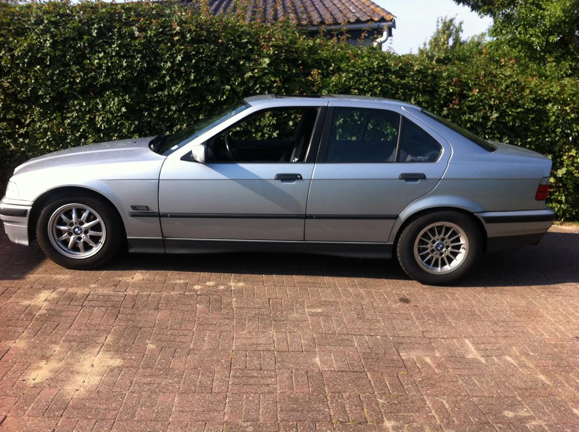 BMW 325i e36 billede 6