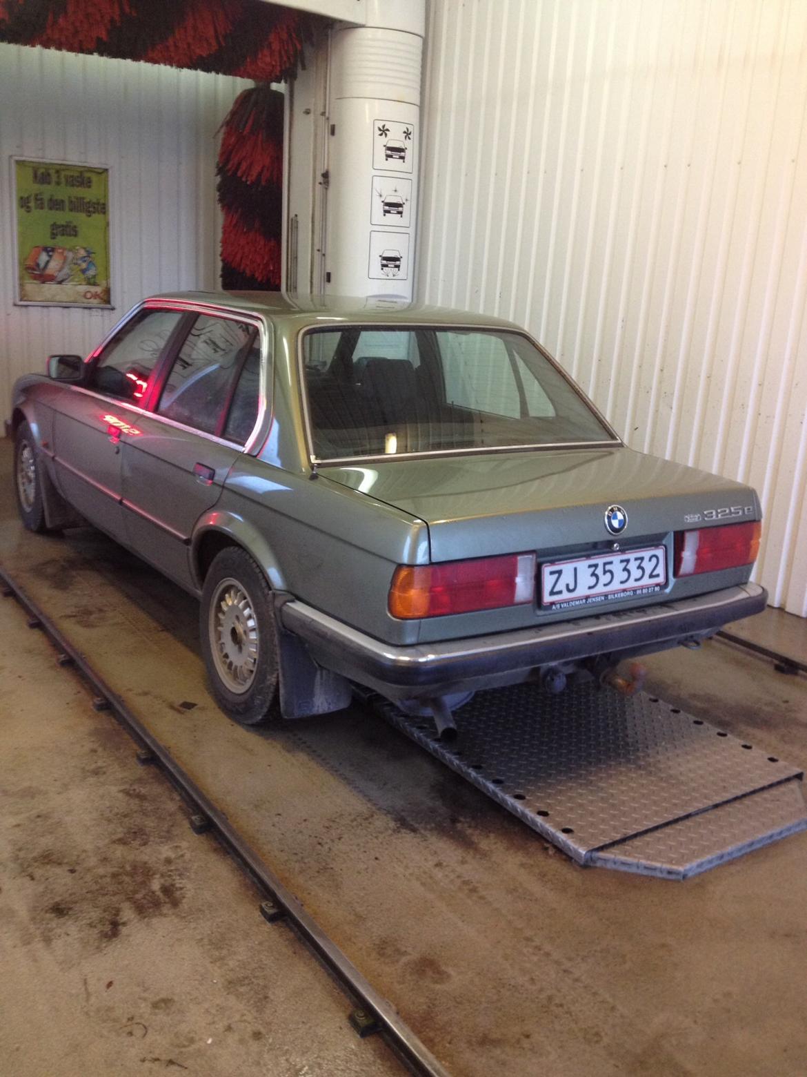 BMW 325 E SOLGT billede 1