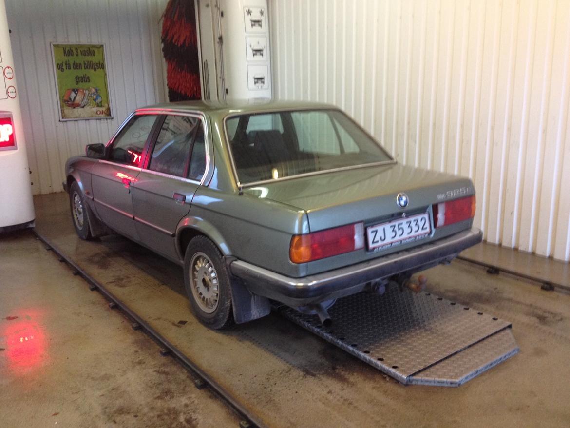 BMW 325 E SOLGT billede 2
