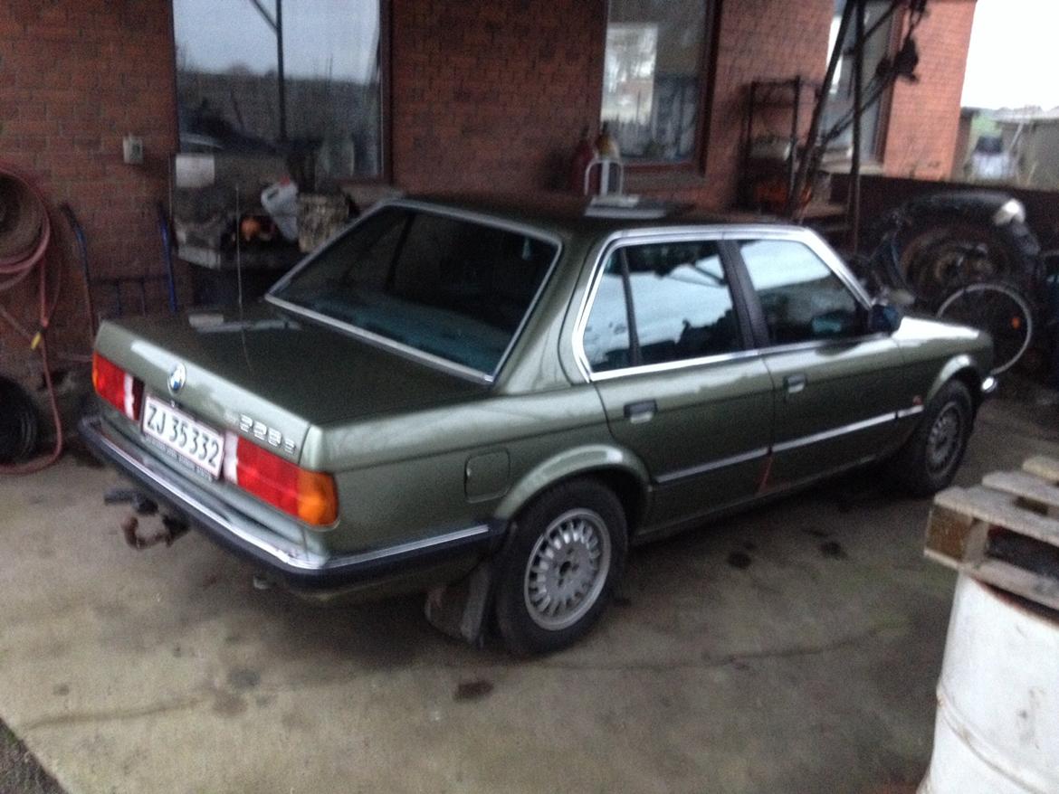 BMW 325 E SOLGT billede 3