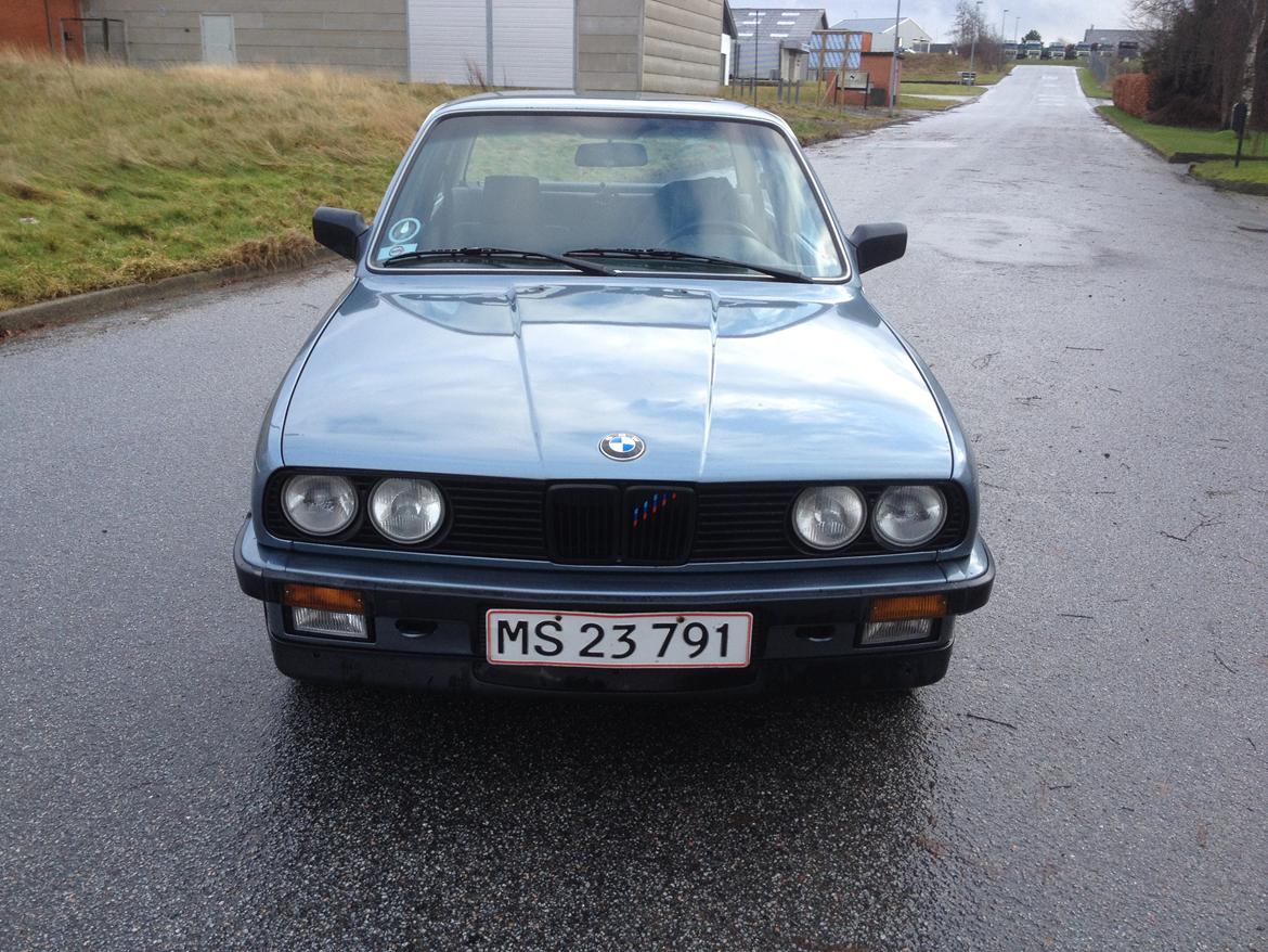 BMW E30 320i billede 16
