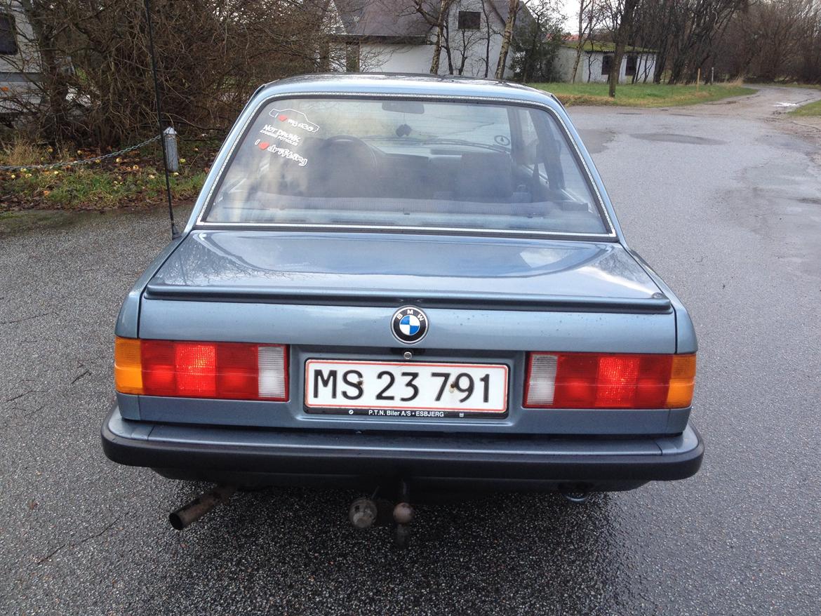 BMW E30 320i billede 19