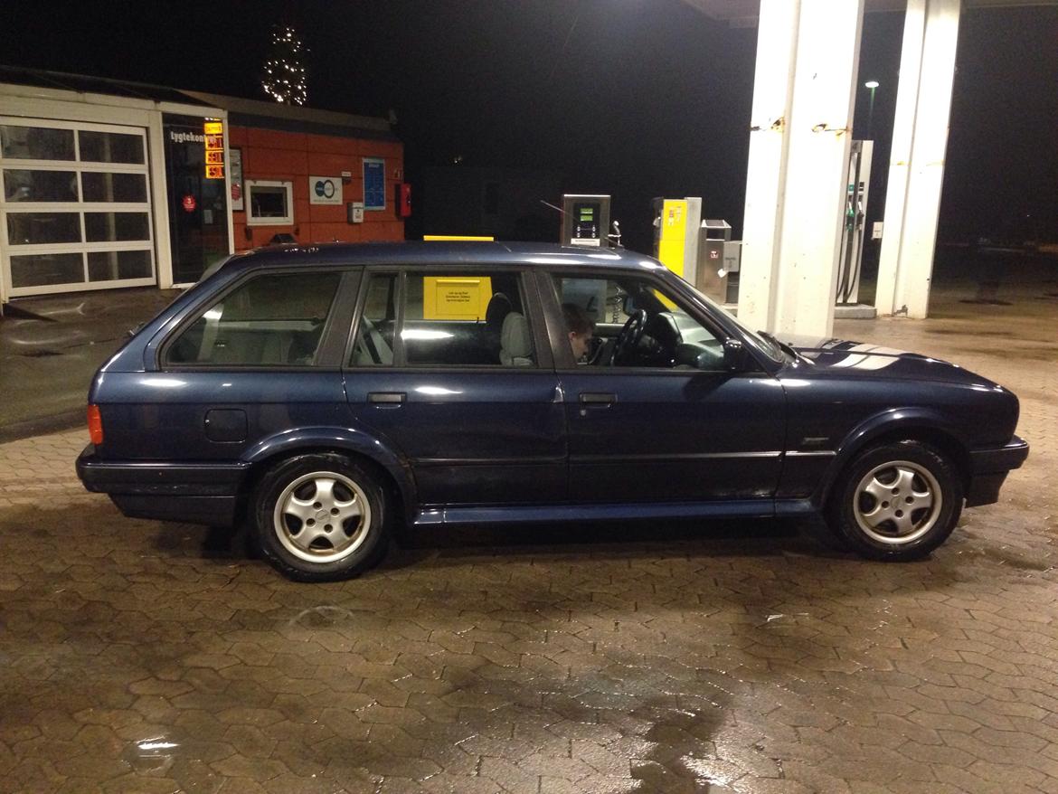 BMW E30 325IX touring billede 1