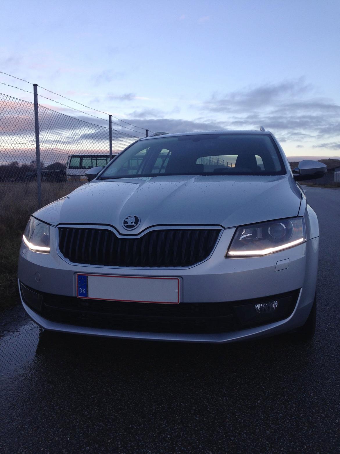 Skoda Octavia combi Elegance 2.0 TDI DSG *SOLGT* billede 5