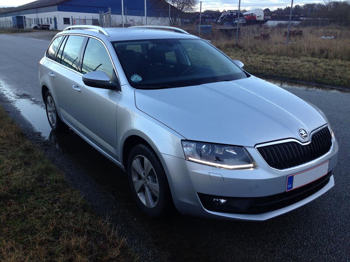 Skoda Octavia combi Elegance 2.0 TDI DSG *SOLGT* billede 6