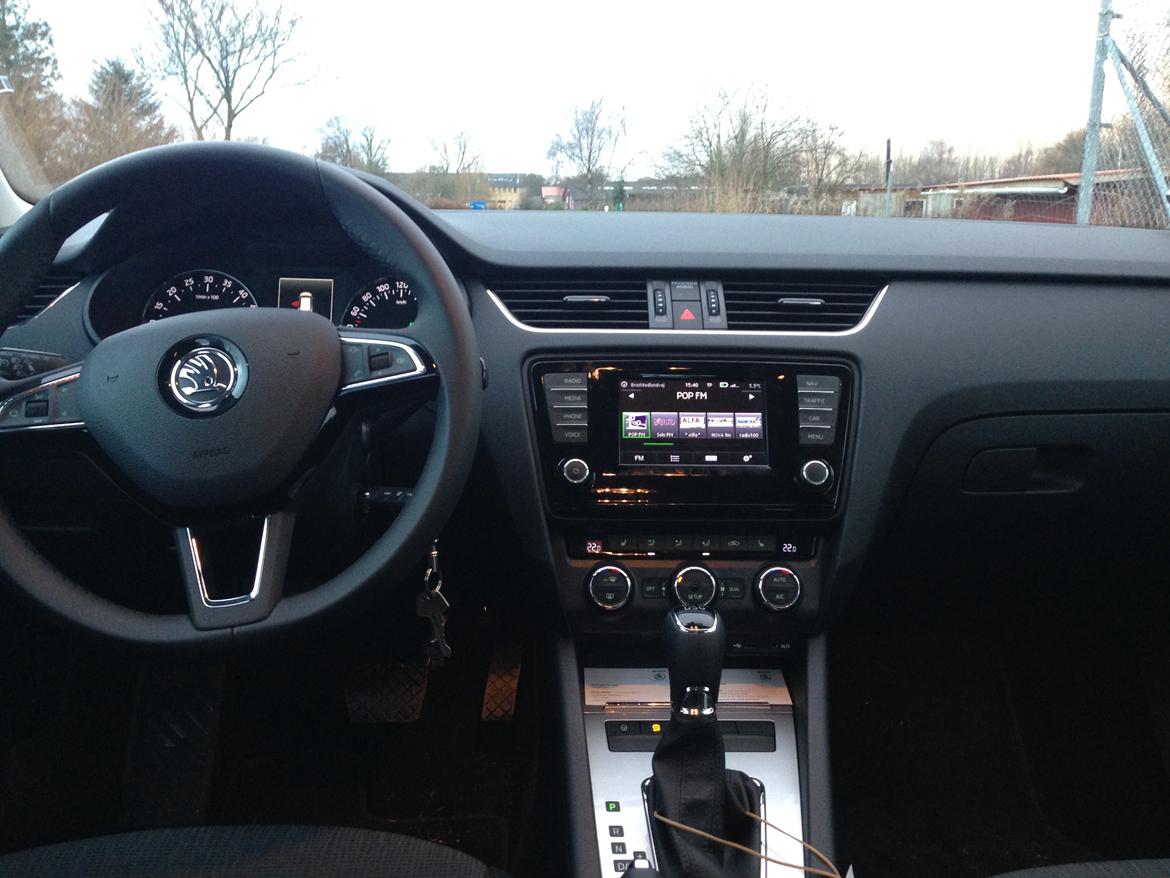 Skoda Octavia combi Elegance 2.0 TDI DSG *SOLGT* billede 10