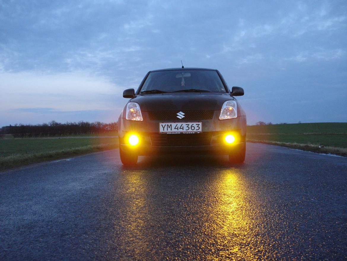 Suzuki Swift 1.5 billede 1