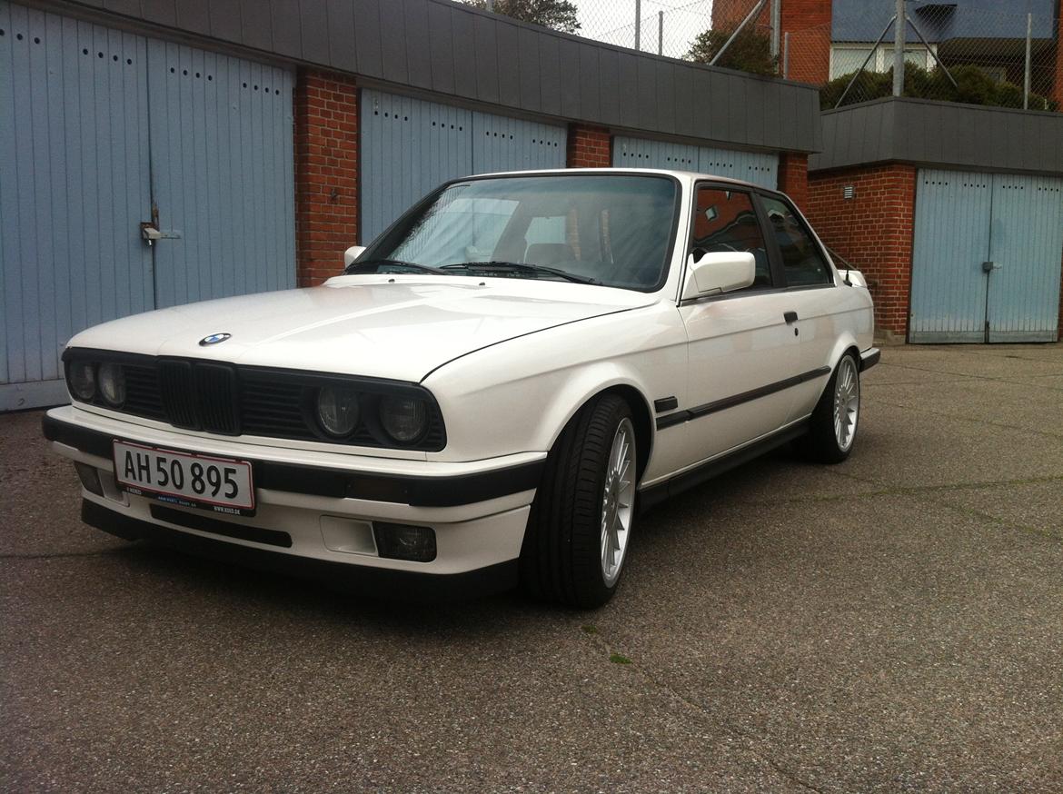 BMW e30 318i/320i billede 16