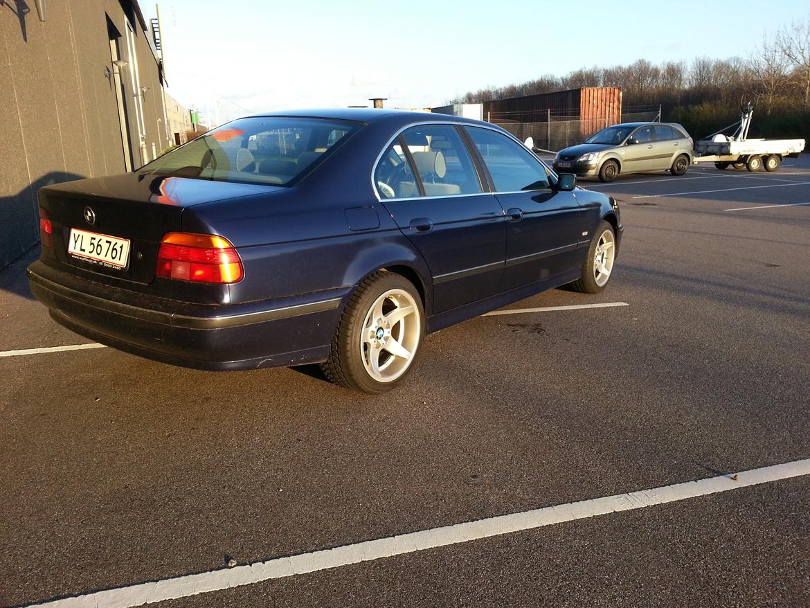 BMW E39 - 520i A - Rondell type 21 ... .8,5 og 10 x 17 . vinterrhjul billede 12