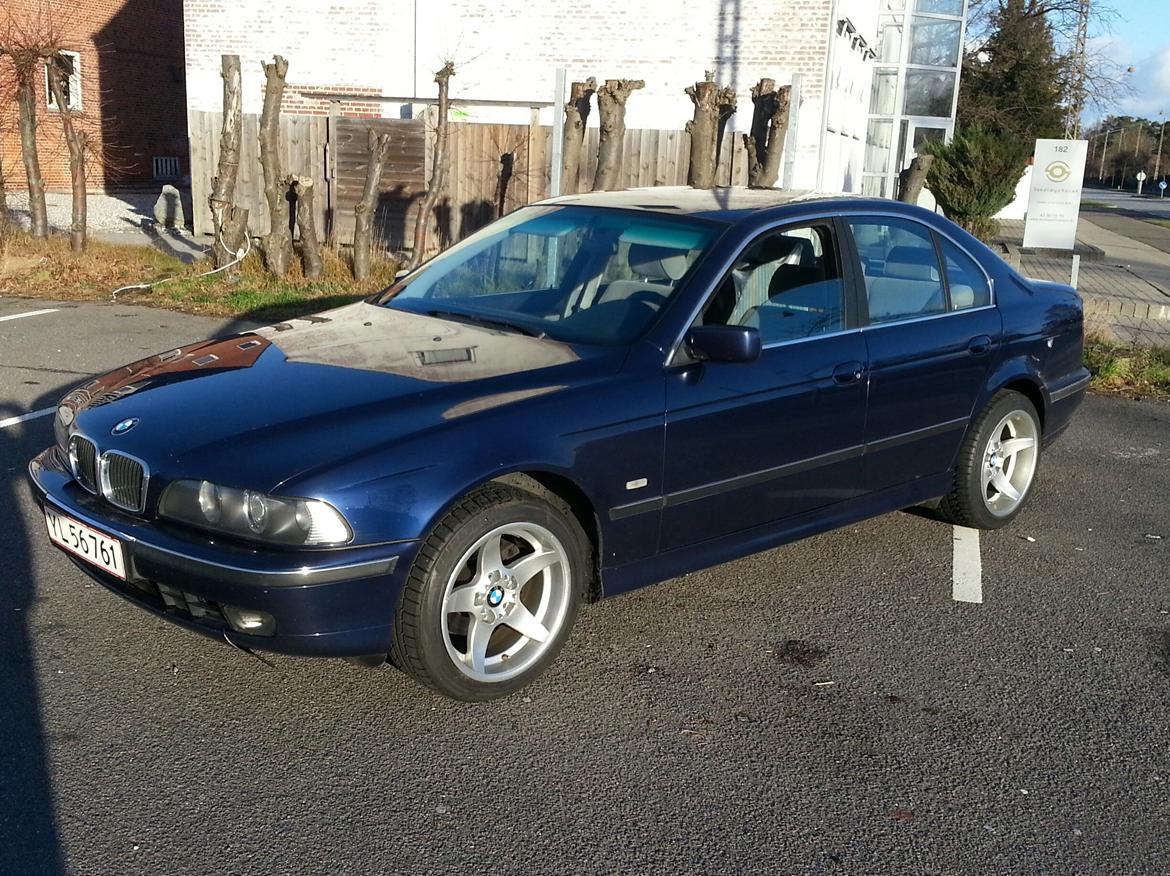 BMW E39 - 520i A - Rondell type 21 ... .8,5 og 10 x 17 . vinterrhjul billede 8