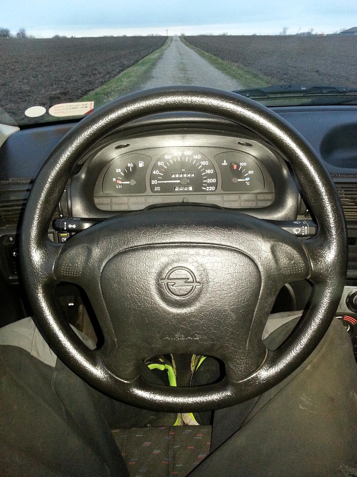 Opel Astra f 1.6i Club billede 10