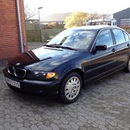 BMW e46 325i