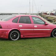 Opel " PINK PRECIOUS " Vectra