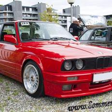 BMW E30 325 M-tech 2