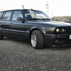 BMW E30 Touring 