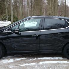 Peugeot 208 Allure