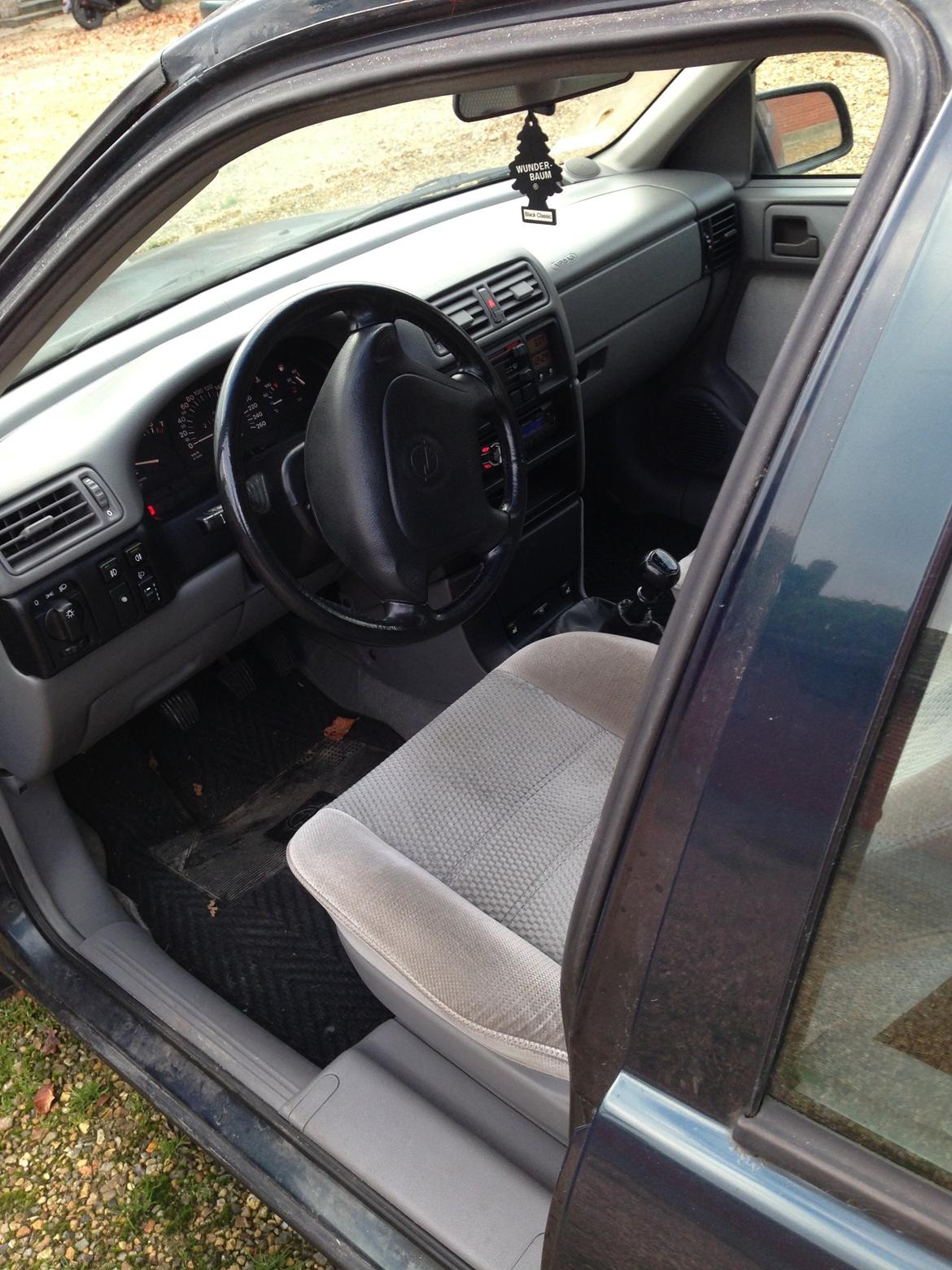 Opel Vectra A 2,5 V6  billede 5