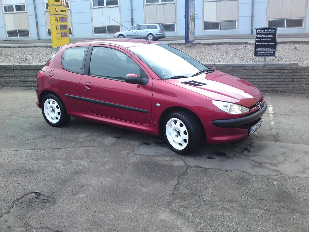 Peugeot 206 XR - I sommertrim billede 1