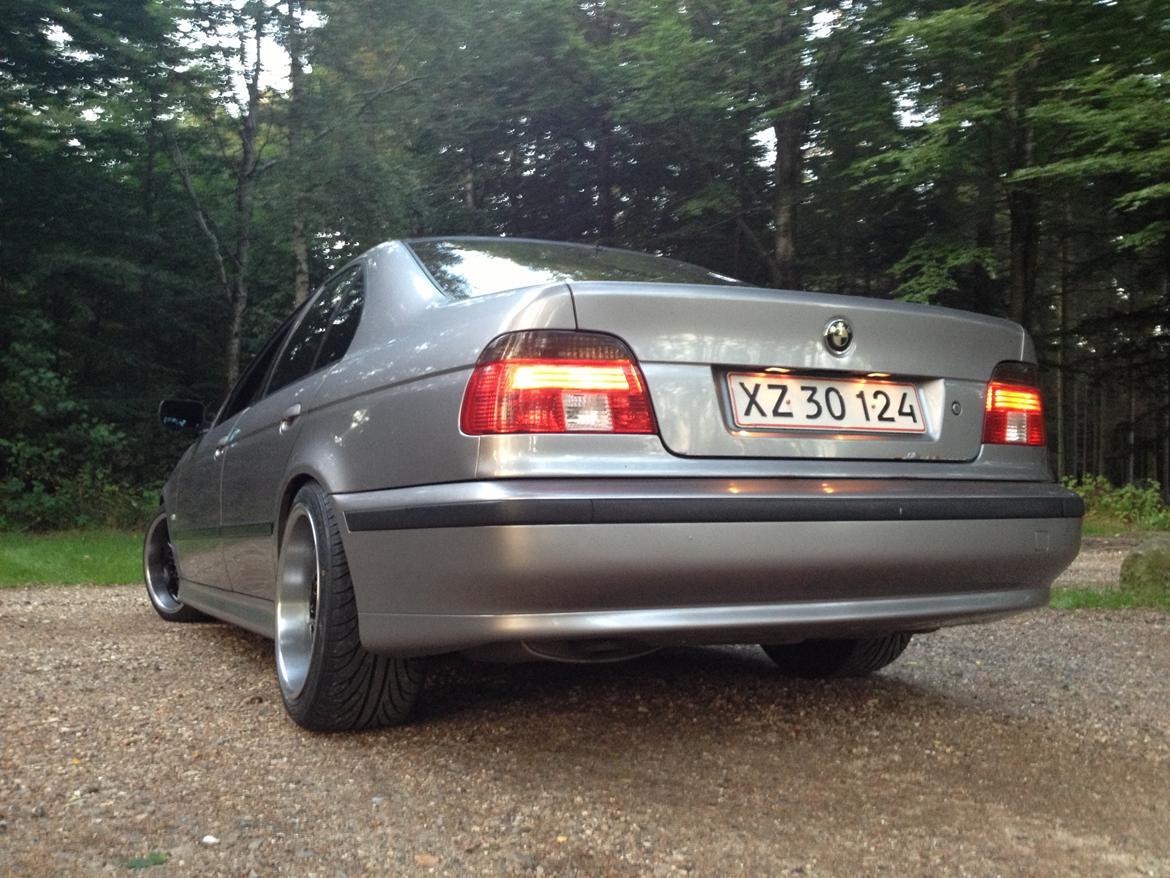 BMW e39 523i SOLGT billede 9