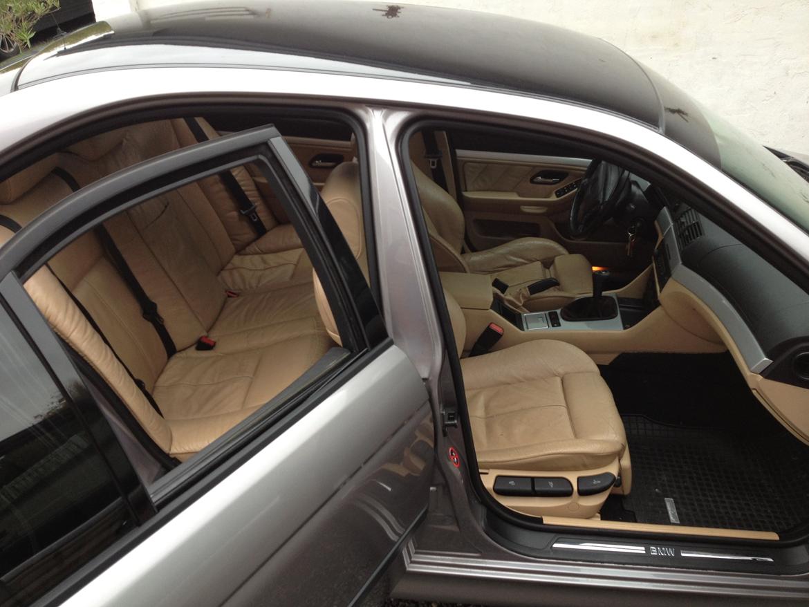 BMW e39 523i SOLGT billede 11