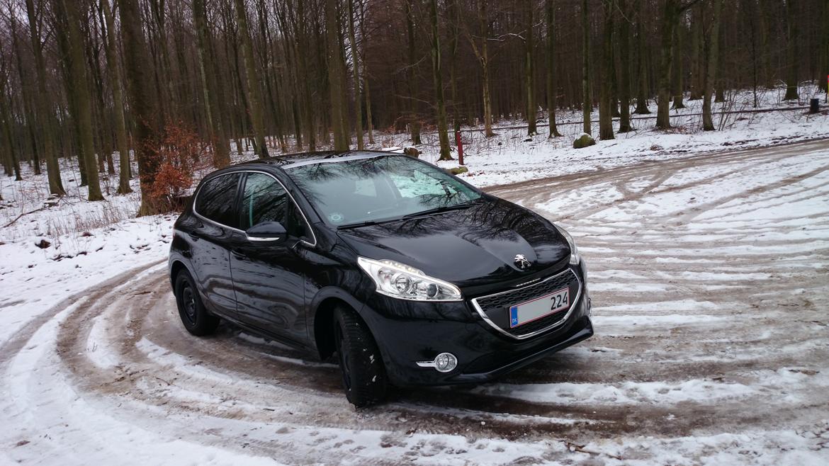 Peugeot 208 Allure billede 4