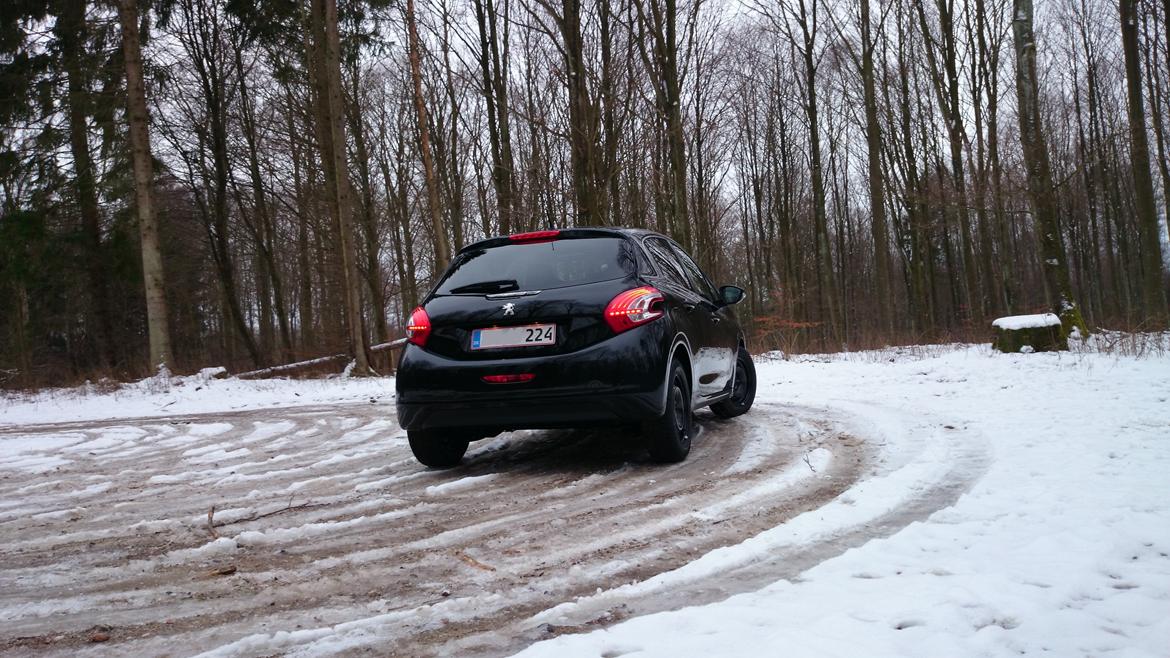 Peugeot 208 Allure billede 7