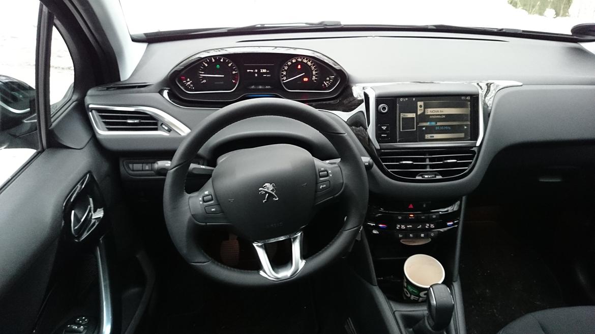 Peugeot 208 Allure billede 14