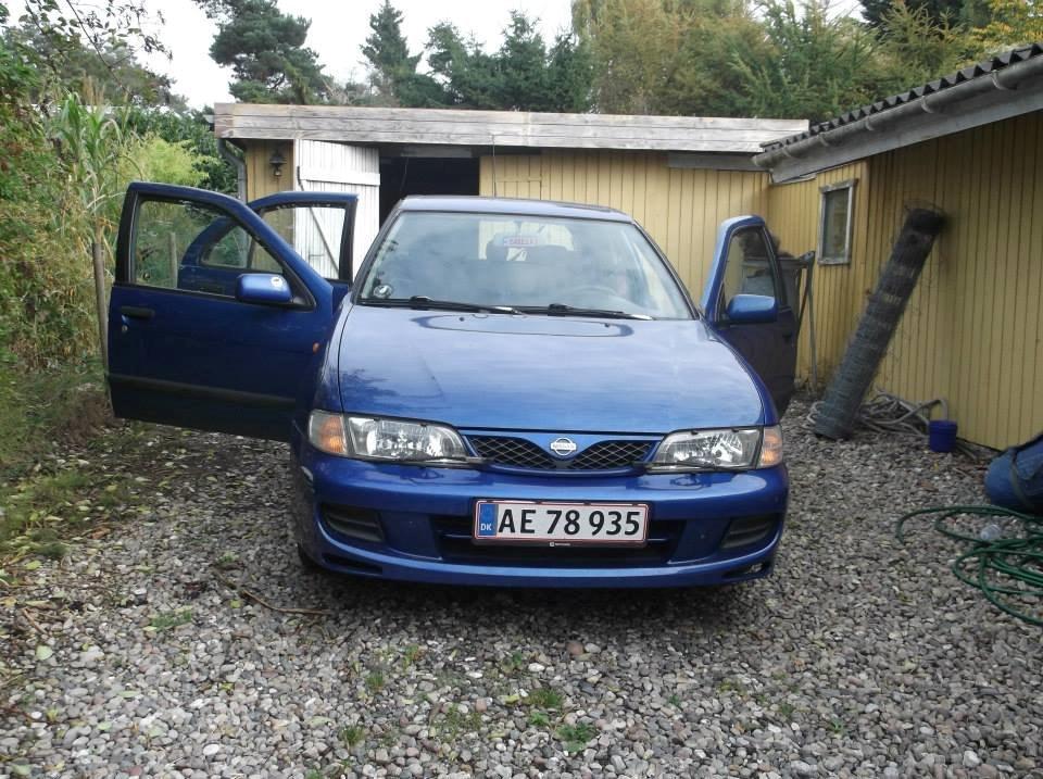 Nissan Almera 1,4 S Solgt :'( <3  - Den fine snude :)  billede 25