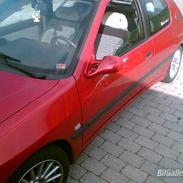 Peugeot 306