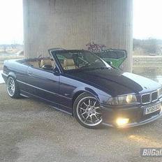 BMW 318i Cabriolet - Solgt...